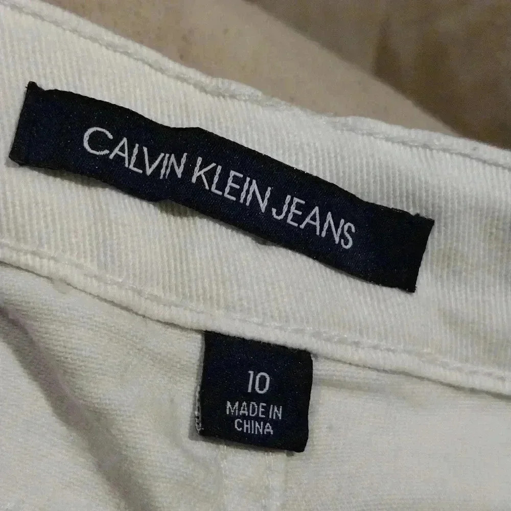 Calvin Klein slim fit Jeans Girls Size 10 - Picture 12 of 13